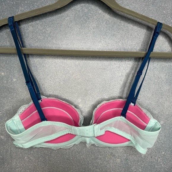 Pink Victoria's Secret Laced Padded Bra - Size 34B - Picture 2 of 4